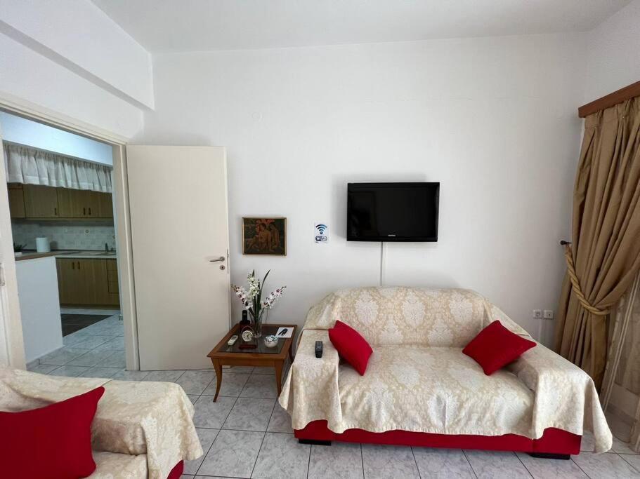 Local Apt Near City Lights 2 Heraklion  ภายนอก รูปภาพ