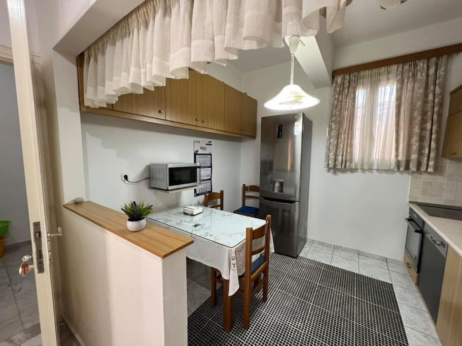 Local Apt Near City Lights 2 Heraklion  ภายนอก รูปภาพ